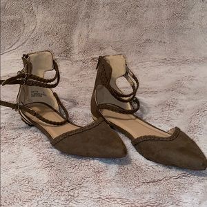 Flats with Triple Strap